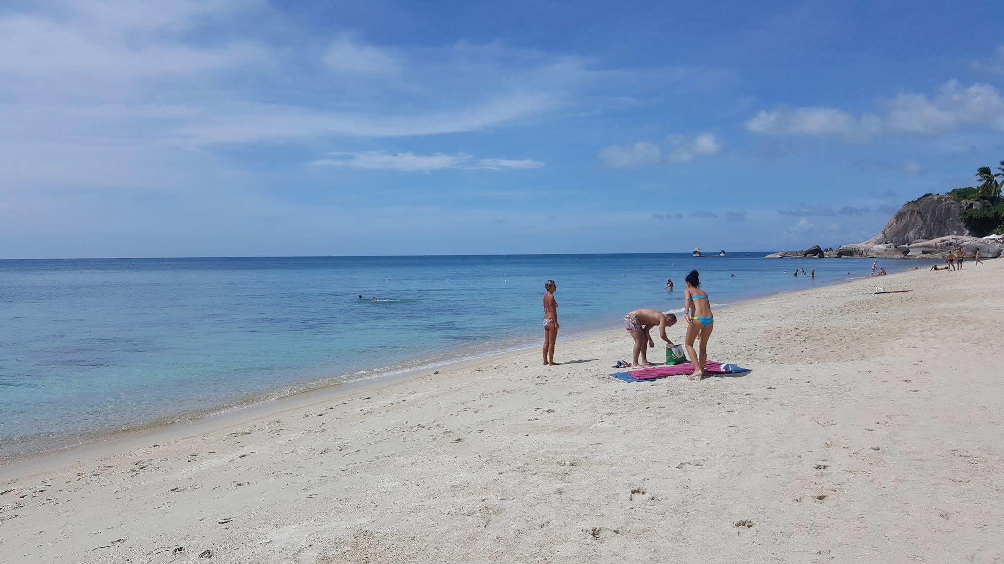 Amity Beach Resort Maret Exterior foto